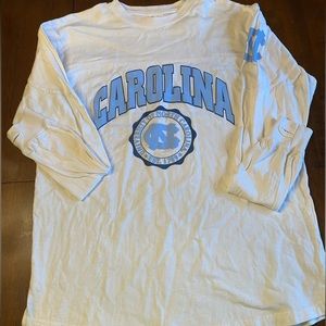 UNC long sleeve shirt, Women’s Medium, Worn twice, Slightly oversized